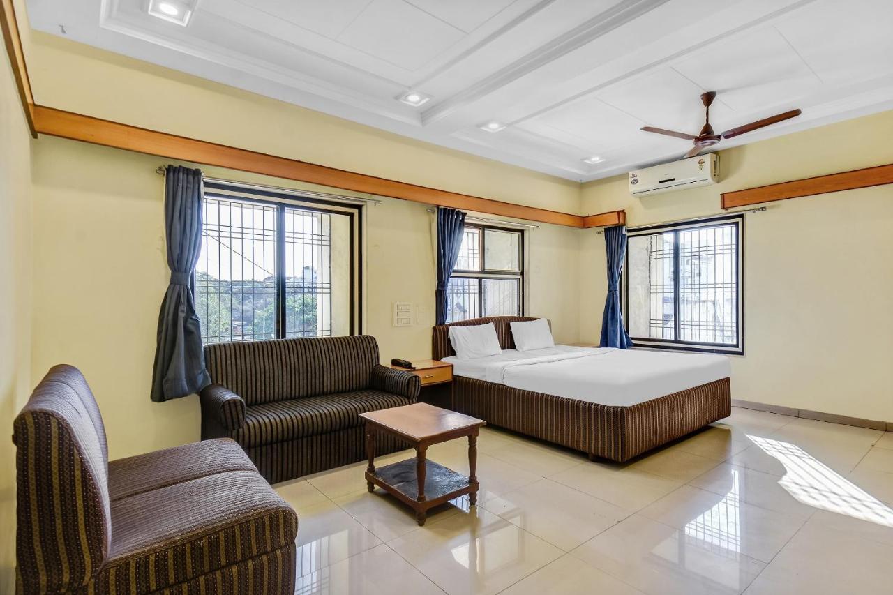 Collection O 80110 Shangrila Rivera Execitive Aurangābād Esterno foto